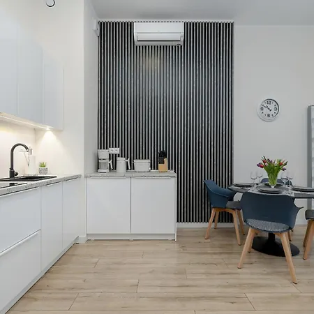 Apartmán Unique With Balcony In By Rent Like *